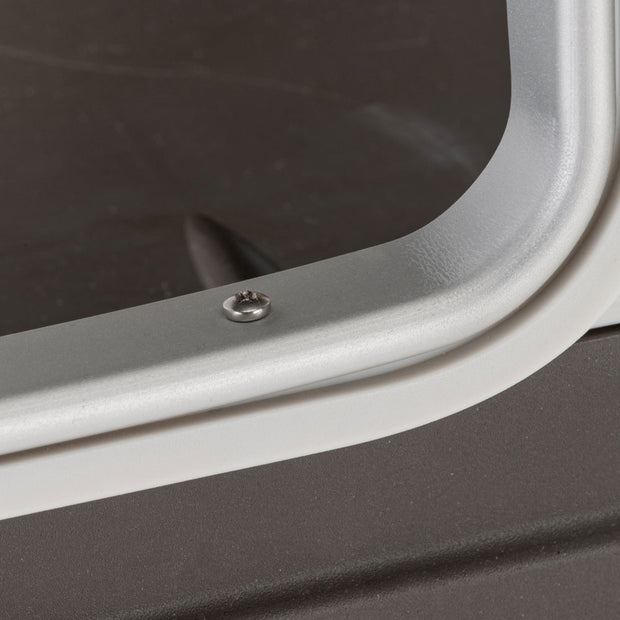 DOGVILLA DOOR PROFILE